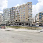 Lecomte - Coastal Escape 200 Апартаменты *