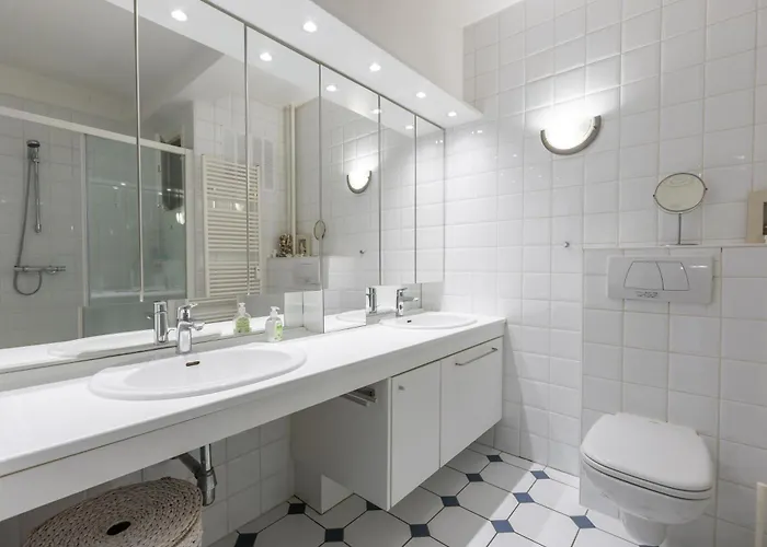 Lecomte - Coastal Escape 200