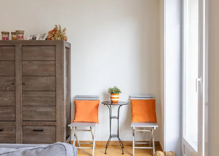 Lecomte - Coastal Escape 200 Apartment